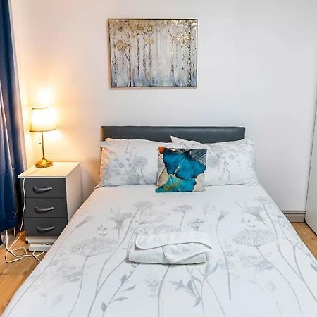 Double Bed Room In Flat Near Birmingham City Centre エクステリア 写真